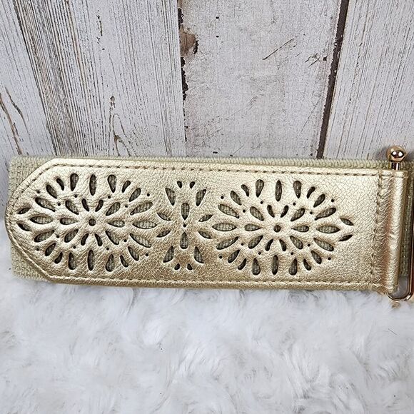 Kohl's Gold Tooled Wide Stretch Belt Size S/M - Picture 5 of 9